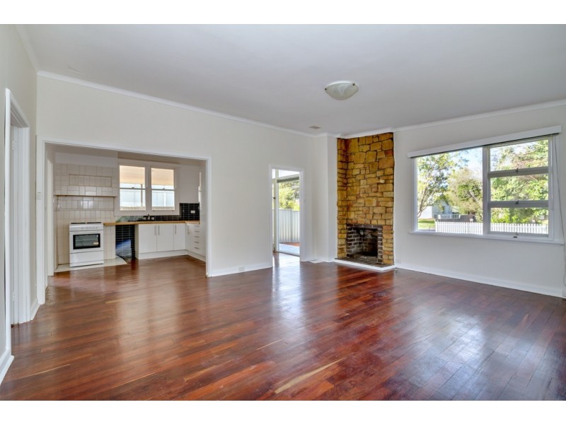 3 Peake Street, West Busselton WA 6280