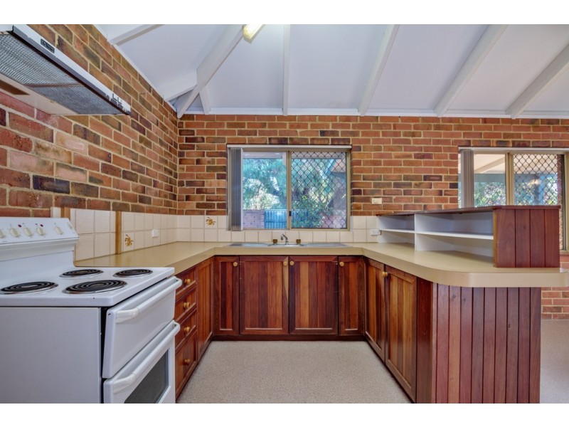 2/214 Bussell Highway, West Busselton WA 6280