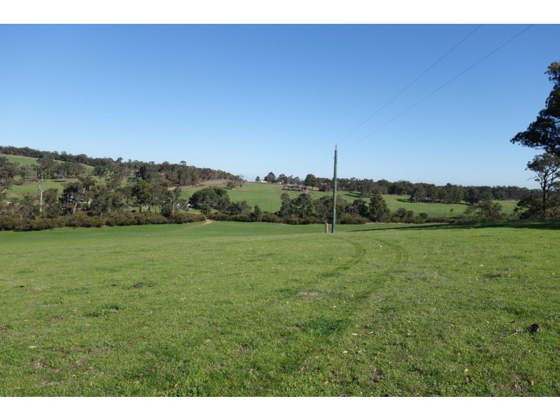 multiple lots Prater Road, Walsall WA 6280