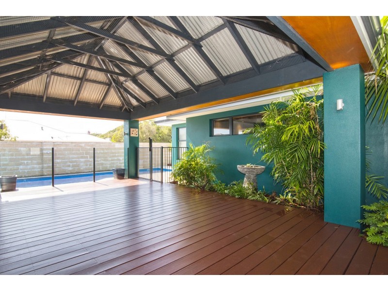 11 Higgins Drive, Broadwater WA 6280