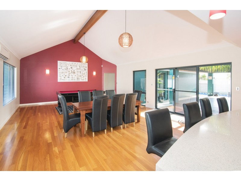 11 Higgins Drive, Broadwater WA 6280