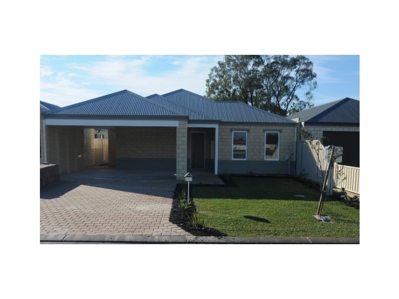 6 Flinders Crescent, Busselton WA 6280