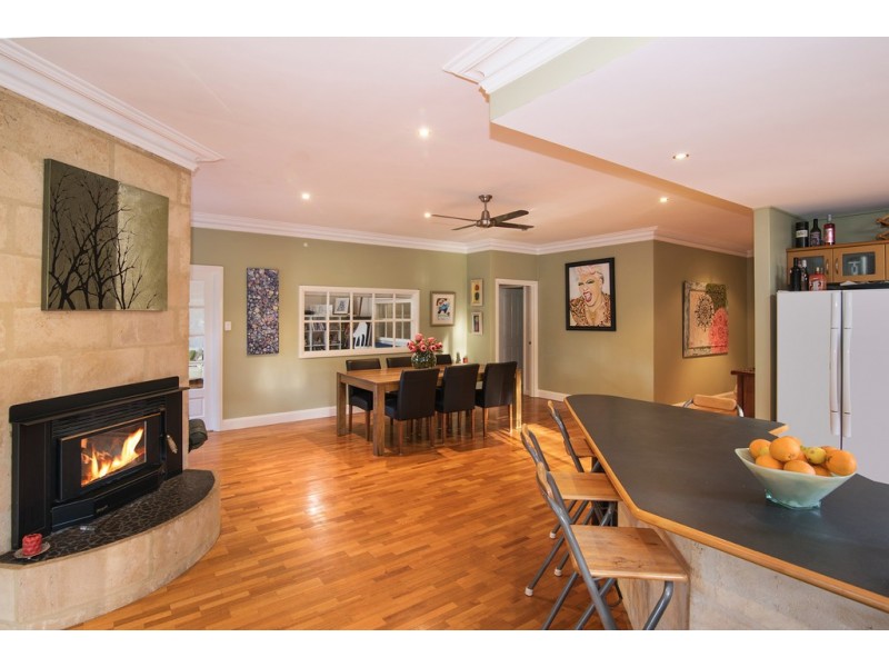 37 Forest Court, Reinscourt WA 6280