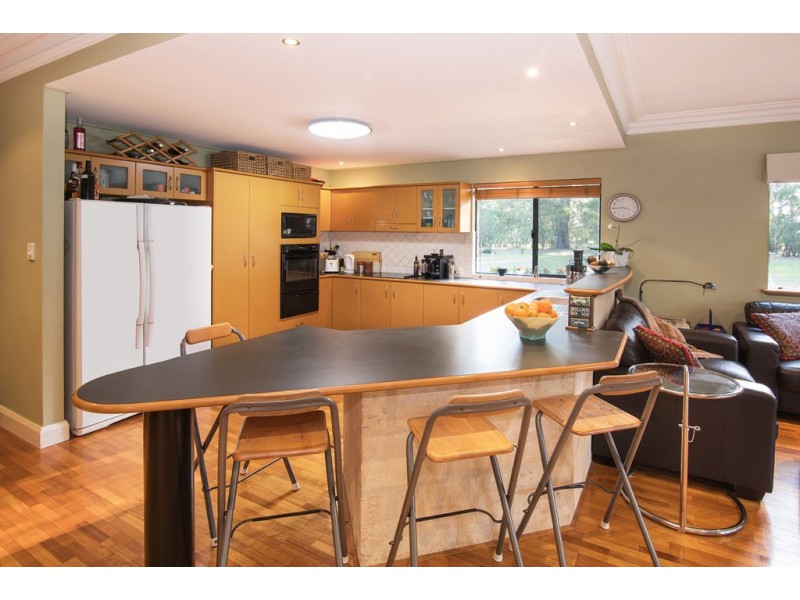 37 Forest Court, Reinscourt WA 6280