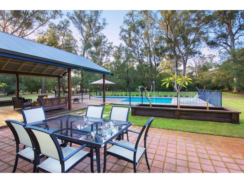 37 Forest Court, Reinscourt WA 6280