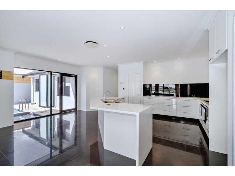 30 Keel Retreat, Geographe WA 6280