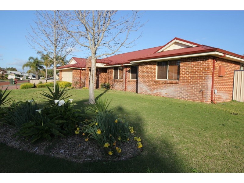 8 Clover Crescent, Busselton WA 6280