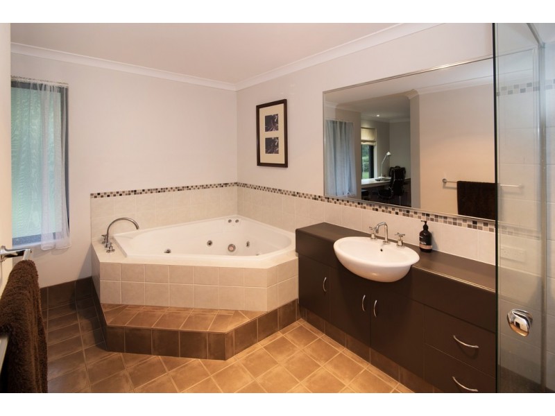 14 Lindsay  Drive, Yalyalup WA 6280