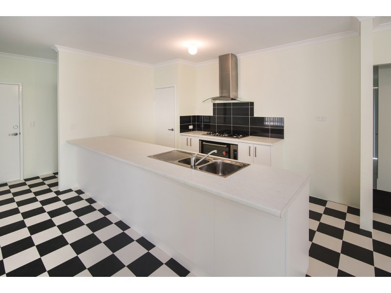 4 Murray Street, Yalyalup WA 6280