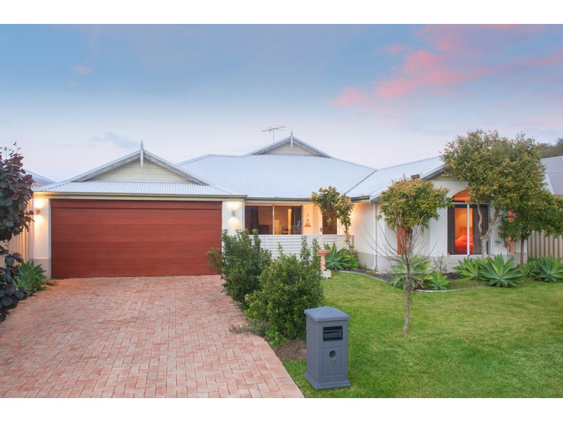 7 Hibbertia Green, Broadwater WA 6280