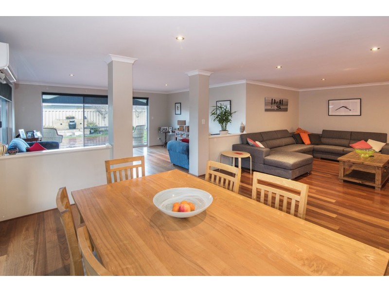 7 Hibbertia Green, Broadwater WA 6280