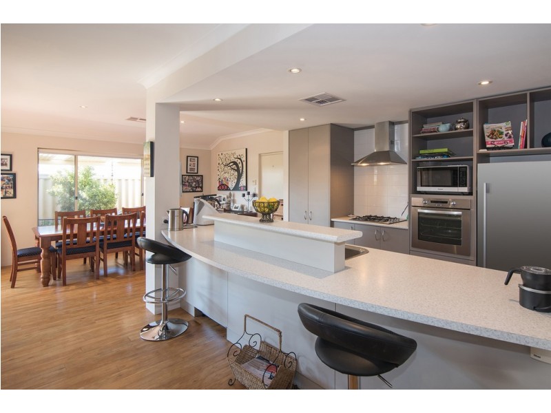 20 Wagon Entrance, Broadwater WA 6280