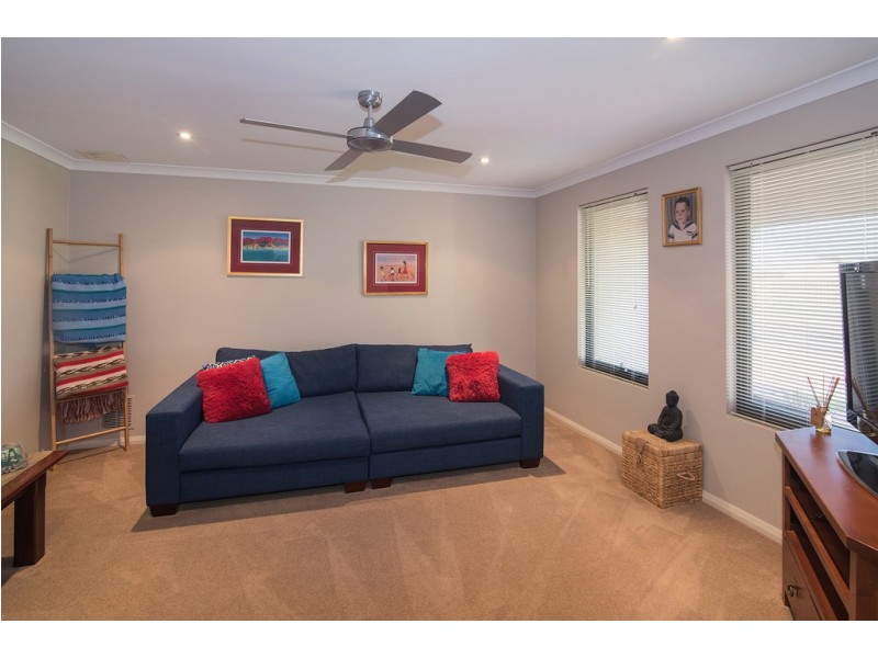 20 Wagon Entrance, Broadwater WA 6280