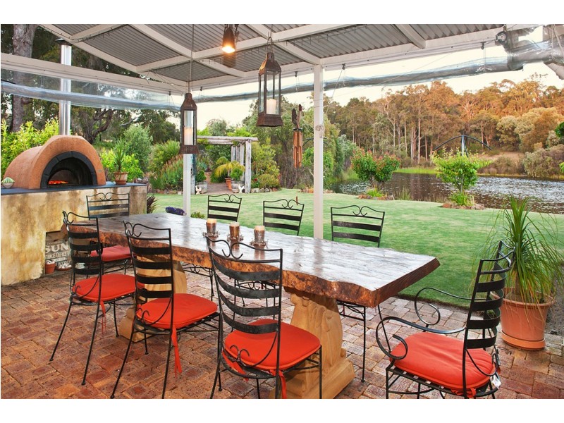 100 Hoey Street, Bramley WA 6285