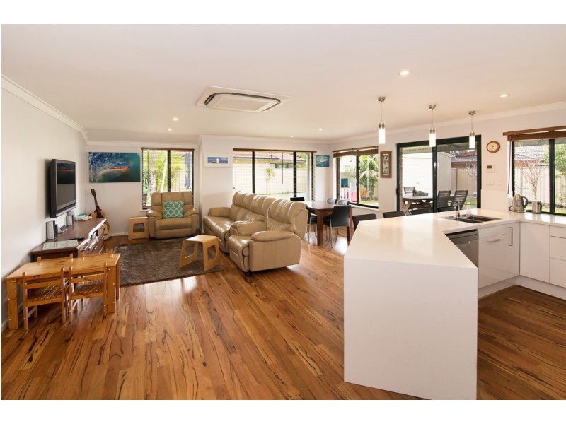 7 Joondalup Court, West Busselton WA 6280