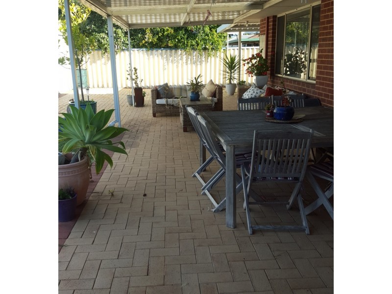 5 Dolphin Court, Busselton WA 6280