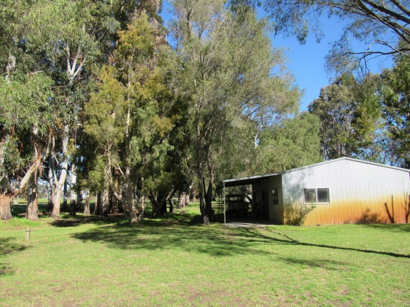 469 Edwards Road, Ambergate WA 6280