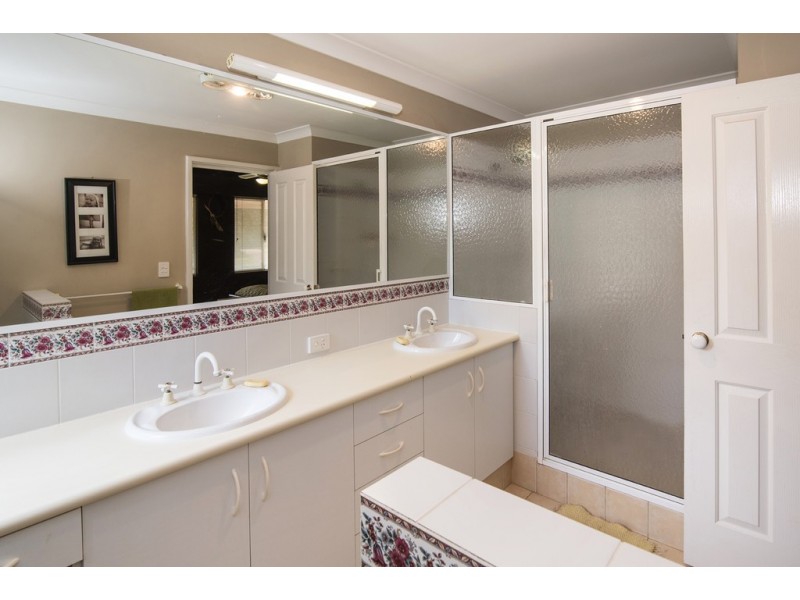 2 Wallaby Gardens, West Busselton WA 6280