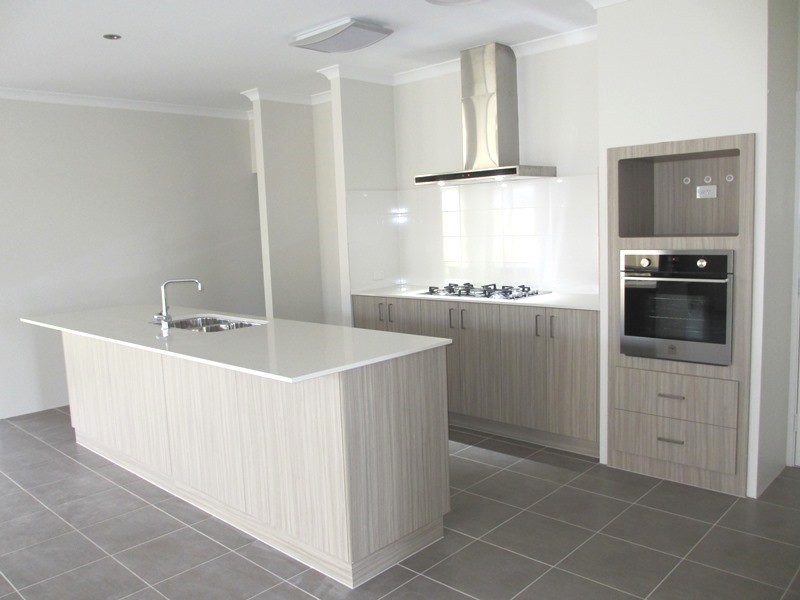 103 Hawker Approach, Busselton WA 6280