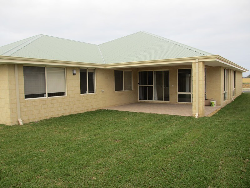 103 Hawker Approach, Busselton WA 6280