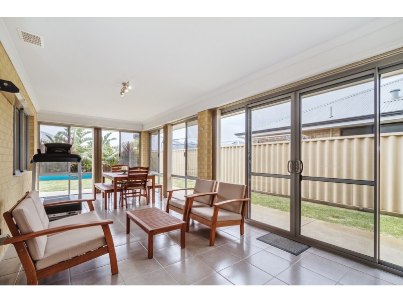 39 Provincia Parade, Yalyalup WA 6280