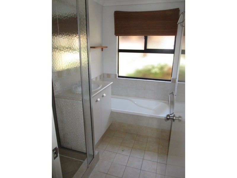 152 College Avenue, West Busselton WA 6280