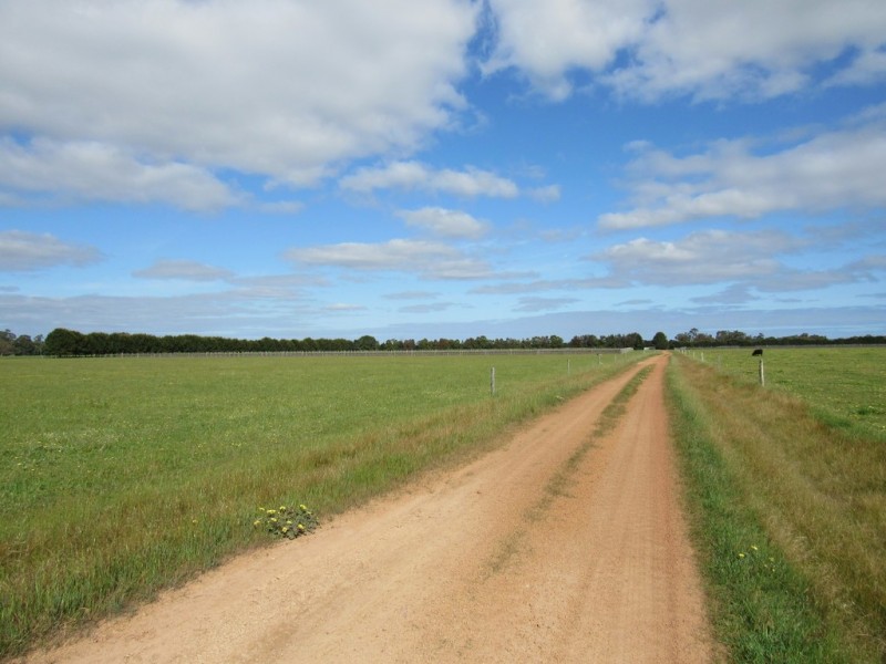 316 North Jindong Road, North Jindong WA 6280