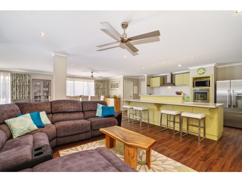 63 Broadwater Boulevard, Broadwater WA 6280