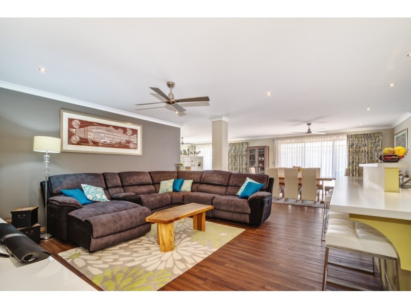 63 Broadwater Boulevard, Broadwater WA 6280