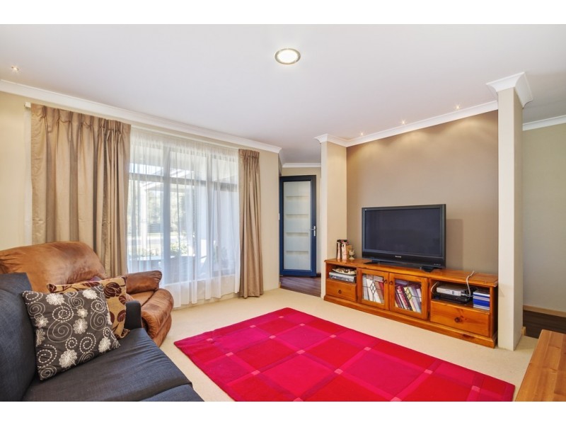 63 Broadwater Boulevard, Broadwater WA 6280