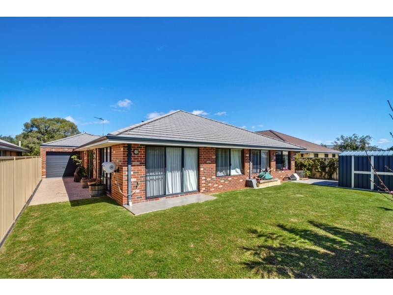 63 Broadwater Boulevard, Broadwater WA 6280