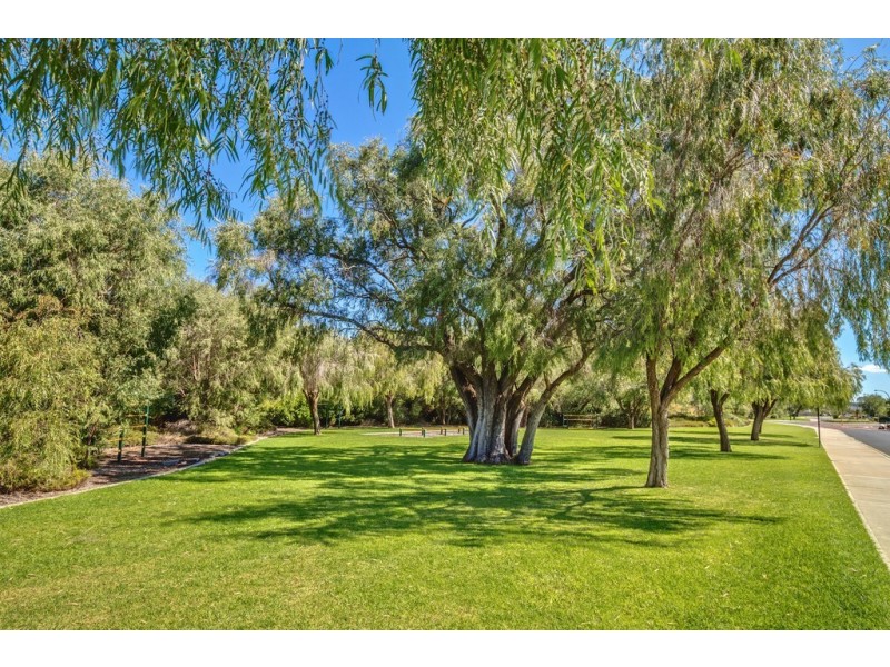 63 Broadwater Boulevard, Broadwater WA 6280