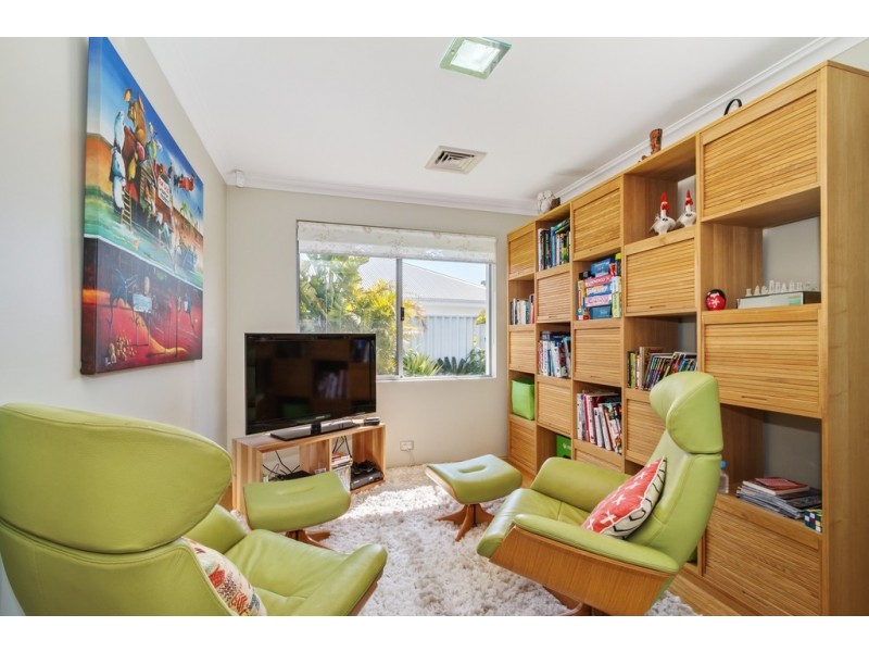 2 Nougat Crescent, Yalyalup WA 6280