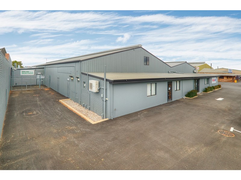 17 Cook Street, Busselton WA 6280