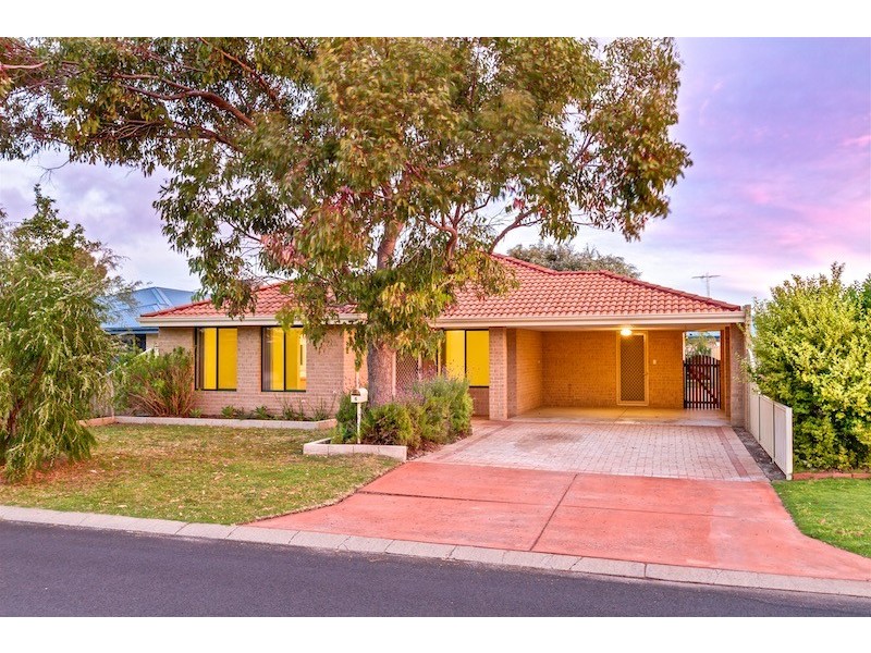 6 Honeyeater Crescent, Geographe WA 6280