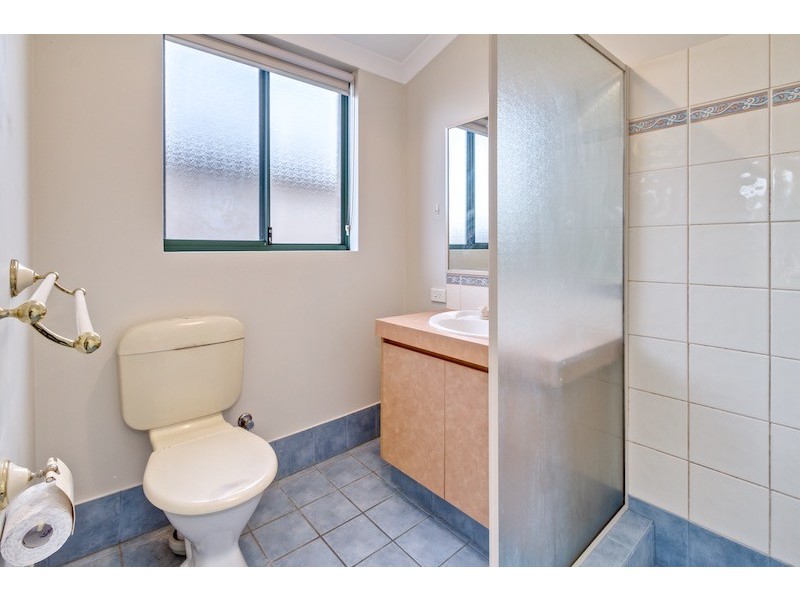 6 Honeyeater Crescent, Geographe WA 6280