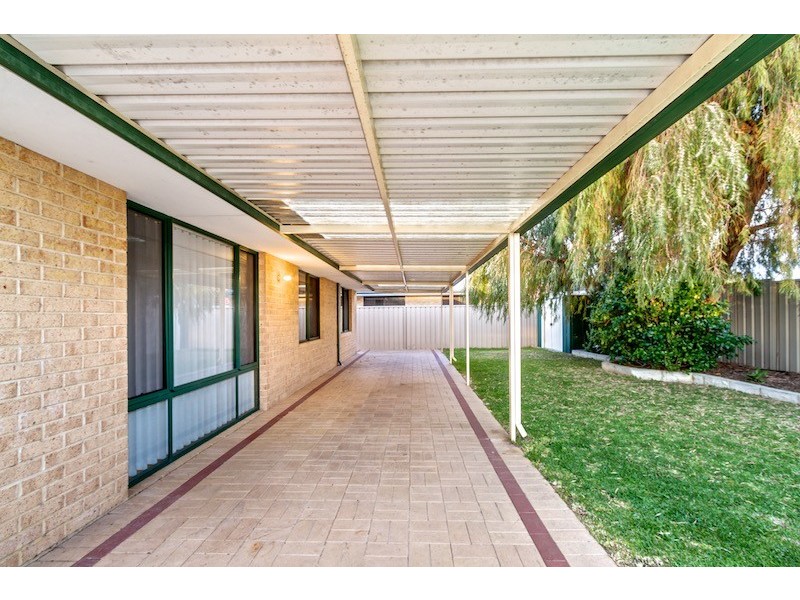 6 Honeyeater Crescent, Geographe WA 6280