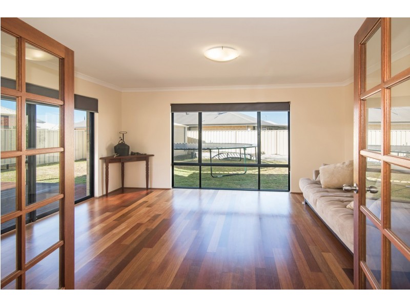 43 New River Ramble, West Busselton WA 6280