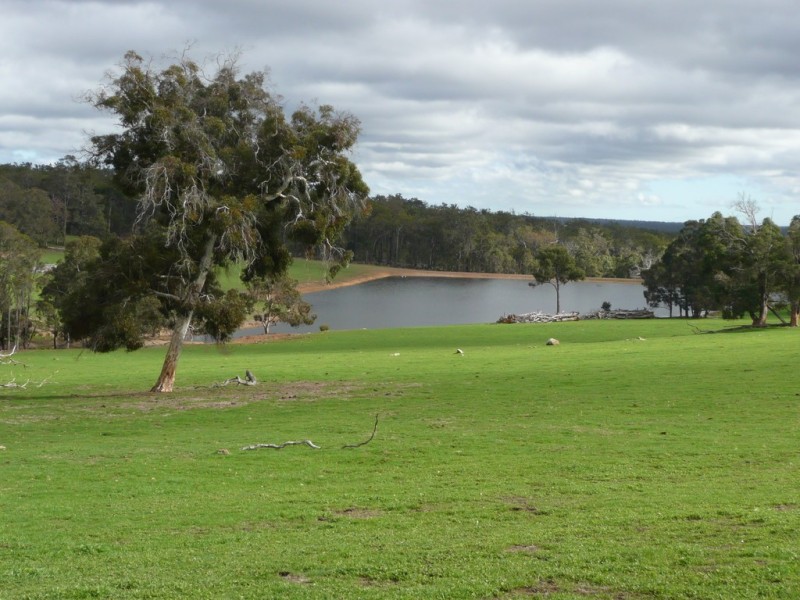 L1125/11 White Road, Cundinup WA 6275