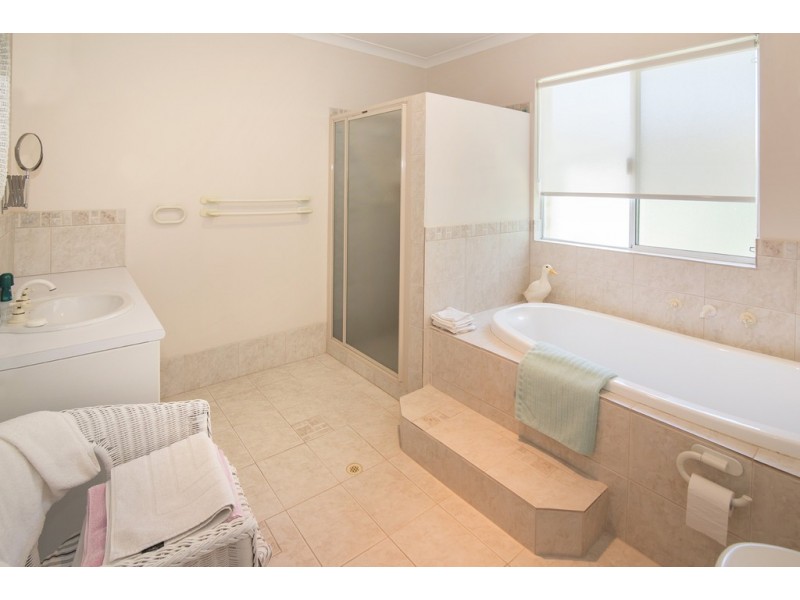 16 Cookworthy Street, Geographe WA 6280
