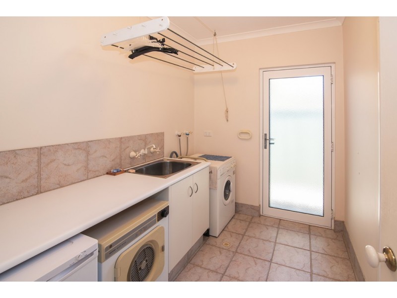 16 Cookworthy Street, Geographe WA 6280