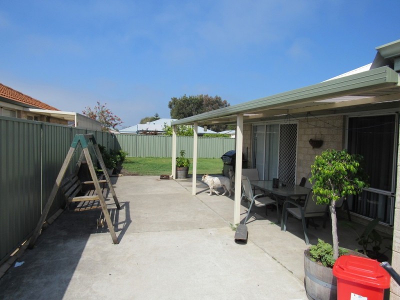 18 Pigeon Rise, Geographe WA 6280