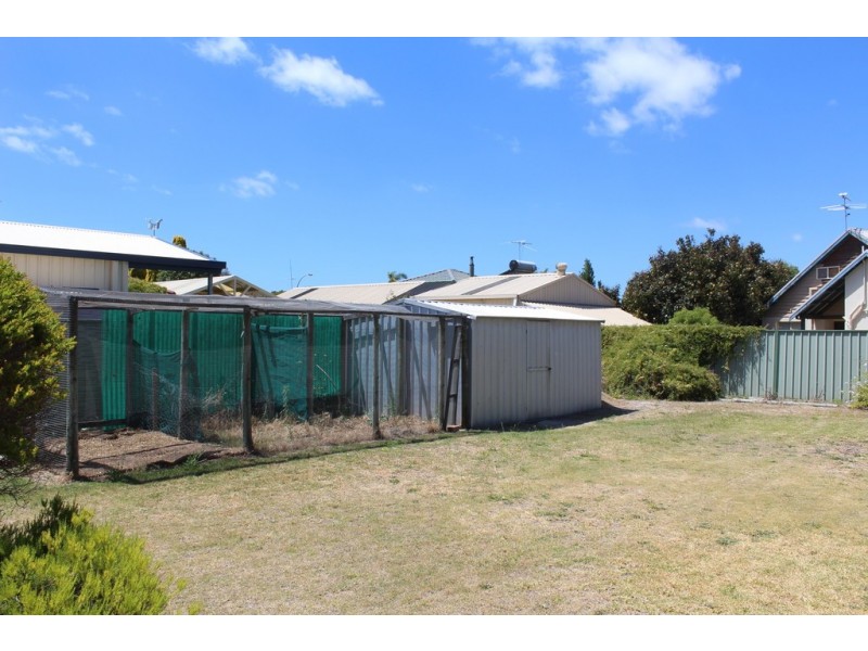 3 Shearwater Place, Geographe WA 6280