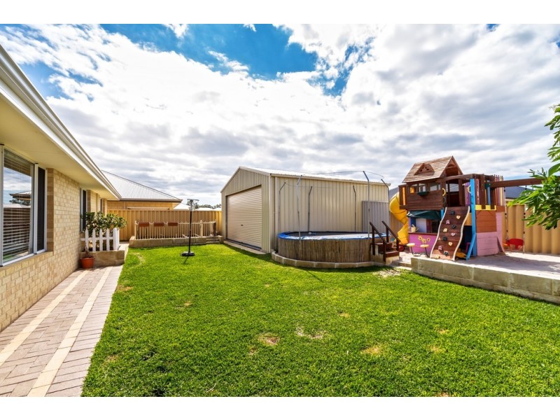 19 Marseilles Drive, Yalyalup WA 6280