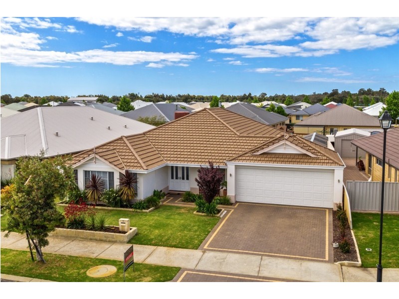 19 Marseilles Drive, Yalyalup WA 6280