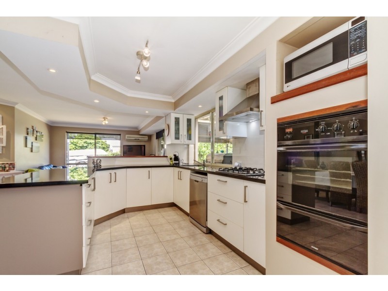 48 Broadwater Boulevard, Broadwater WA 6280