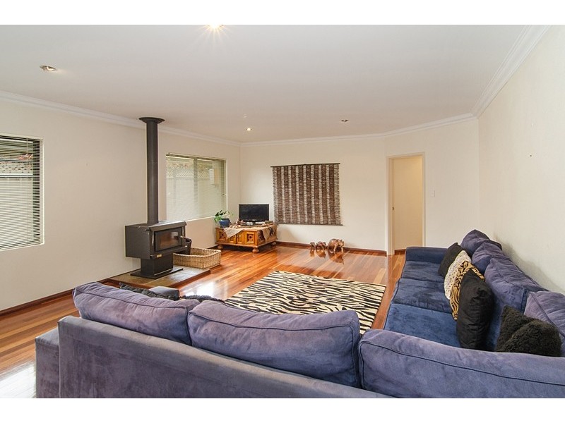 4 Lions Drive, Cowaramup WA 6284