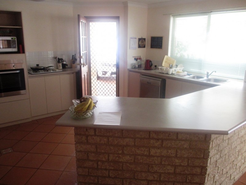 19 Petrel Cove, Geographe WA 6280