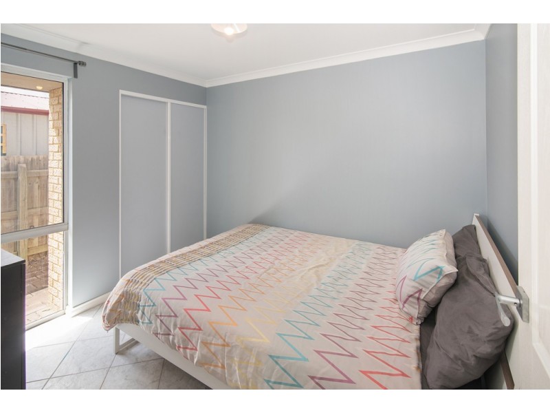 8 Wattle Bird Court, Broadwater WA 6280