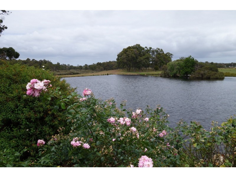 252 Roy Road, Metricup WA 6280